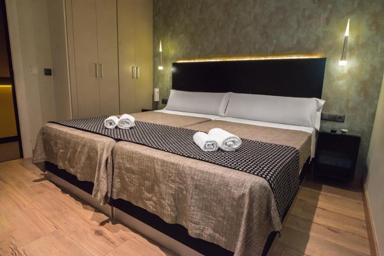 Daos Suites & Terrace Marbella Dış mekan fotoğraf
