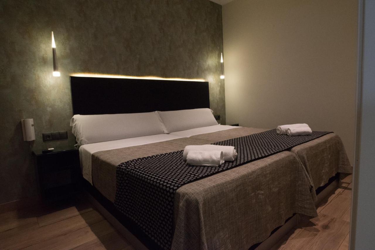 Daos Suites & Terrace Marbella Dış mekan fotoğraf