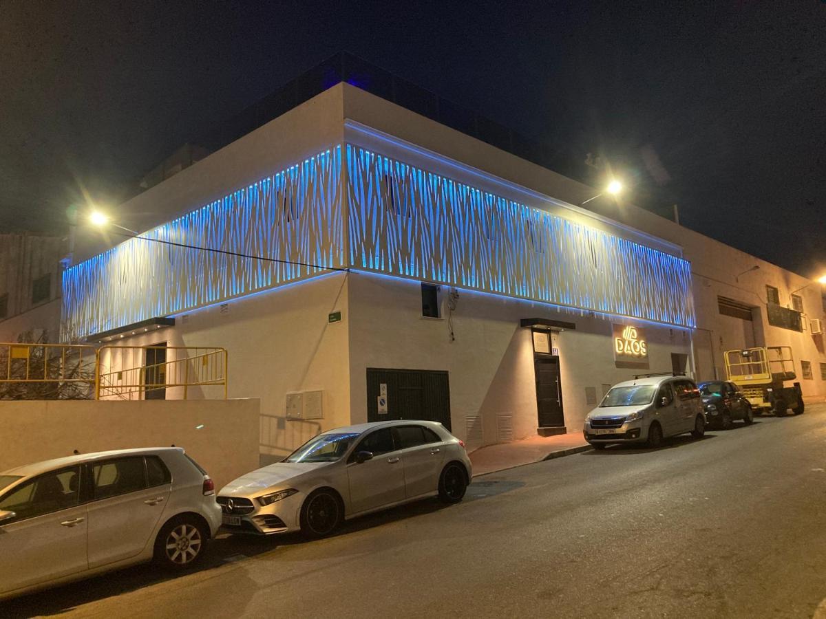 Daos Suites & Terrace Marbella Dış mekan fotoğraf