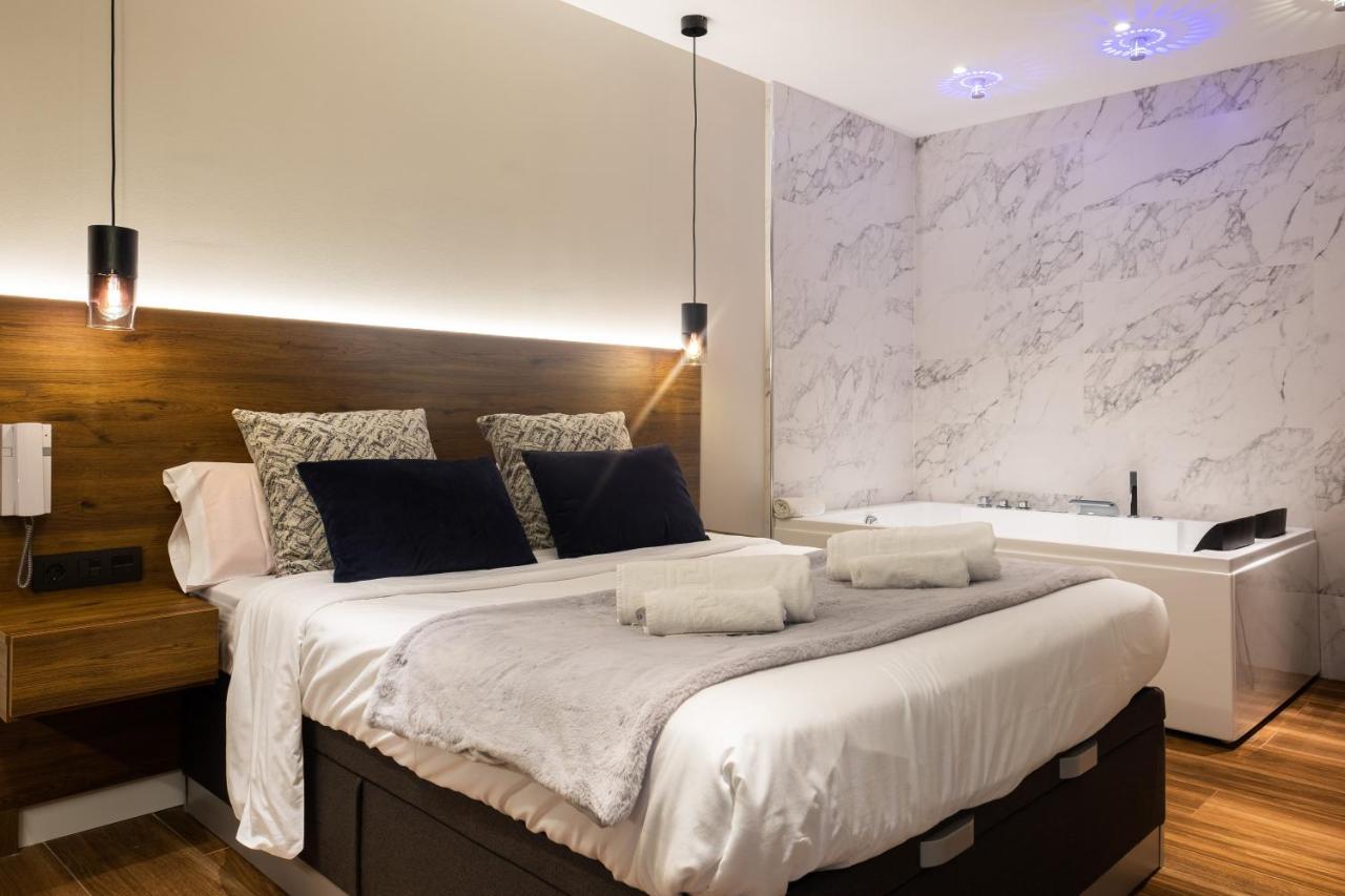 Daos Suites & Terrace Marbella Dış mekan fotoğraf