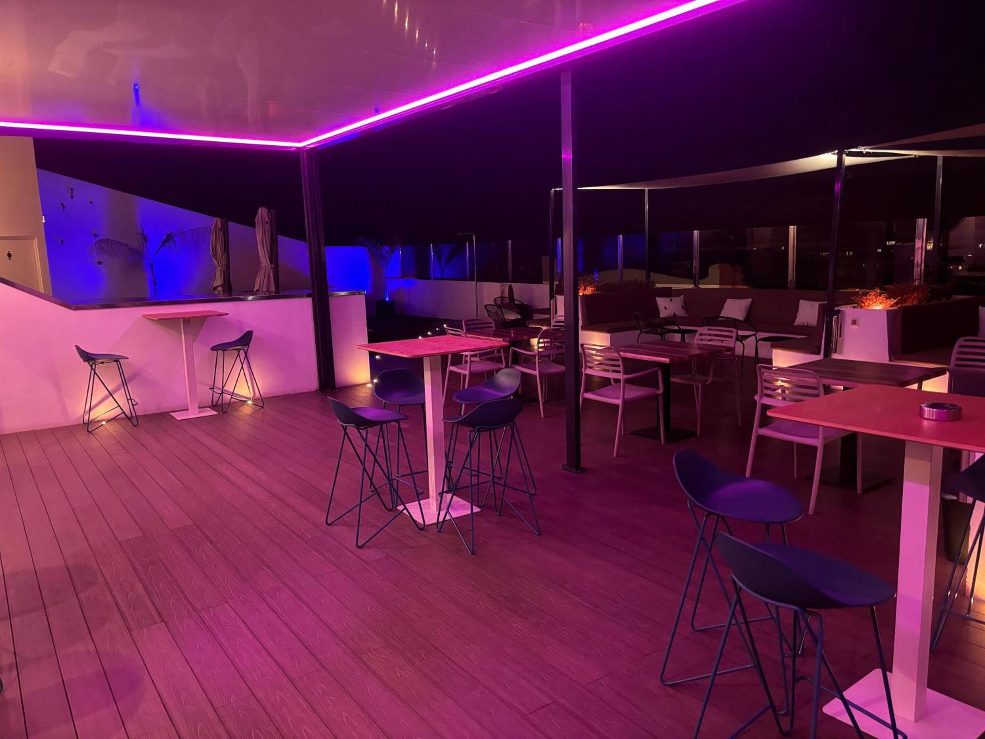 Daos Suites & Terrace Marbella Dış mekan fotoğraf
