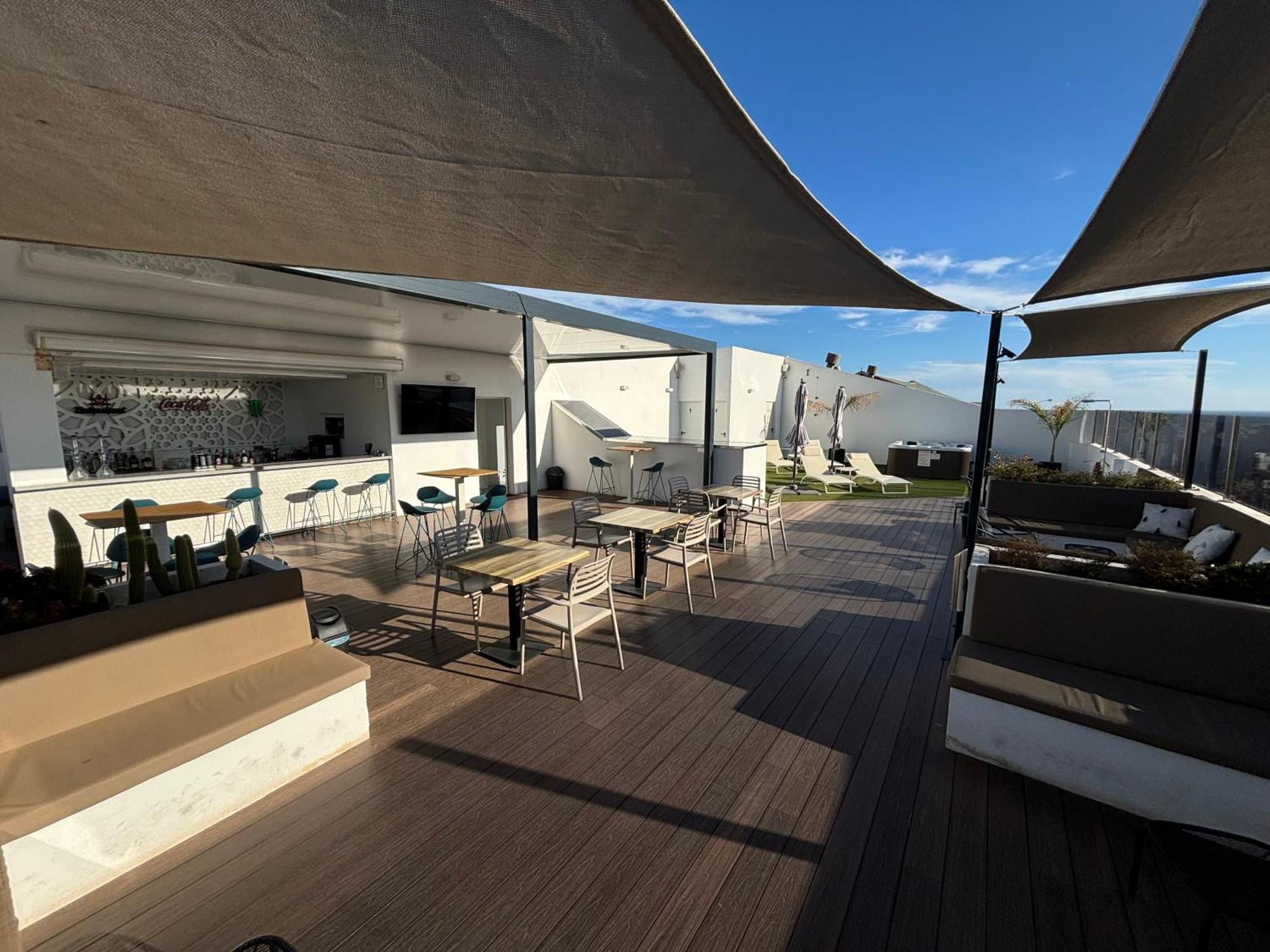 Daos Suites & Terrace Marbella Dış mekan fotoğraf